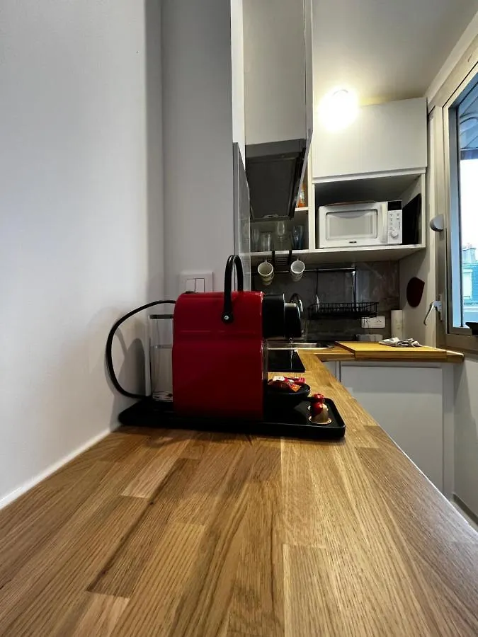 Tour Eiffel-Montparnasse Joli Studio Apartment Paris
